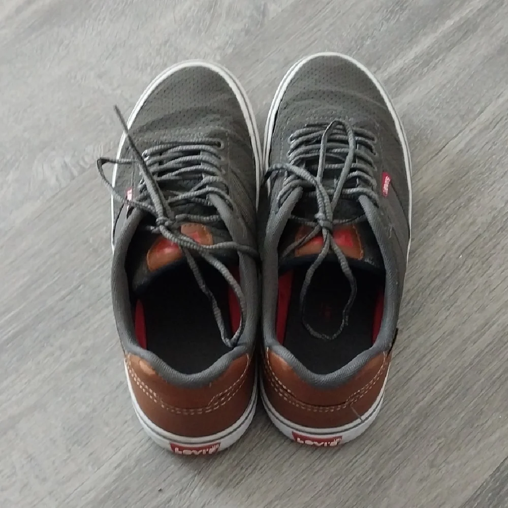 Levi's Men's Gray and Brown Casual Sneakers